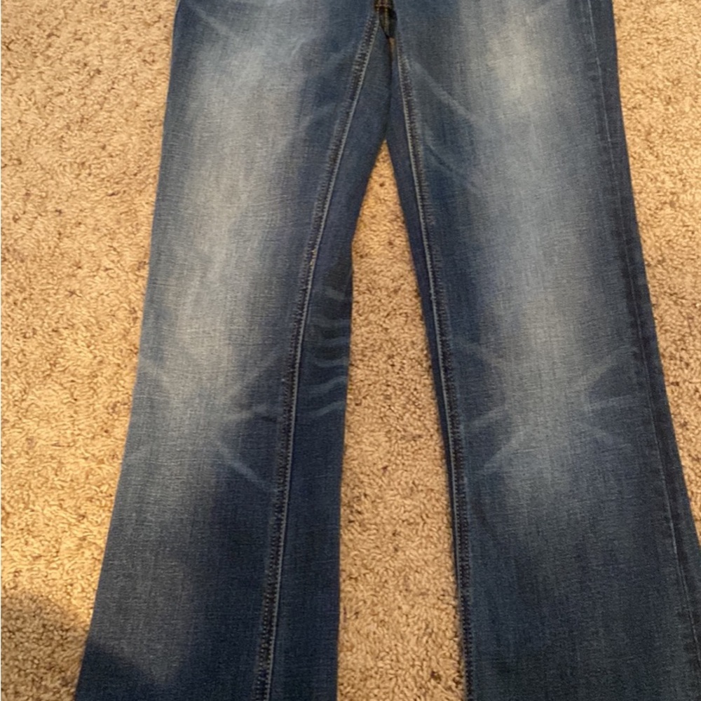 Woman’s buckle black label, flare leg, jeans, excellent condition barely worn